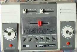 Soundic SD-04 (b&w)