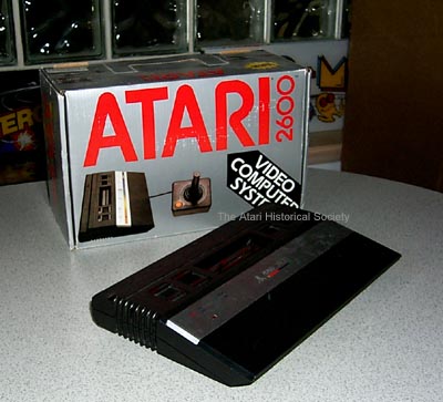 Atari CX2600 VCS-2600  Junior (Bonnie)