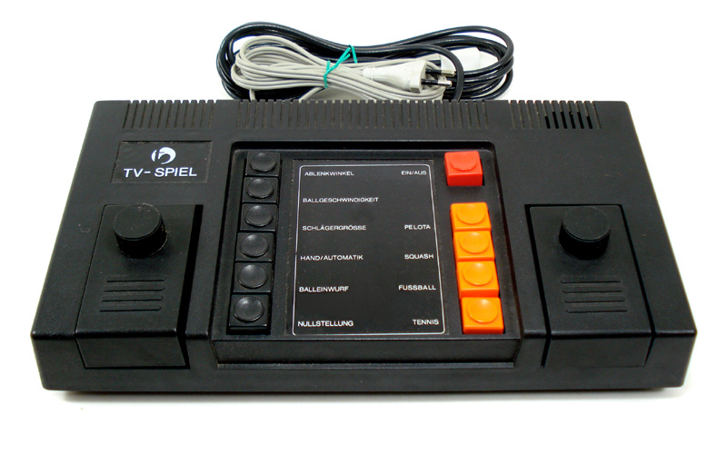 VEB (RFT) TV-Spiel Bildschirmspiel BSS 01 (black casing, orange knobs)